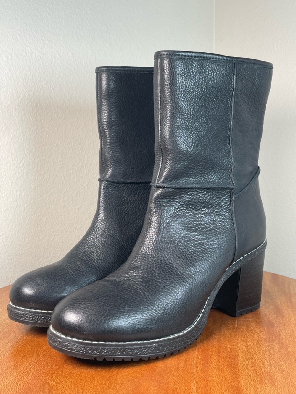 Vintage Y2K Naughty Monkey Black Leather Mini Platform Heel Ankle Boots Sz 8.5